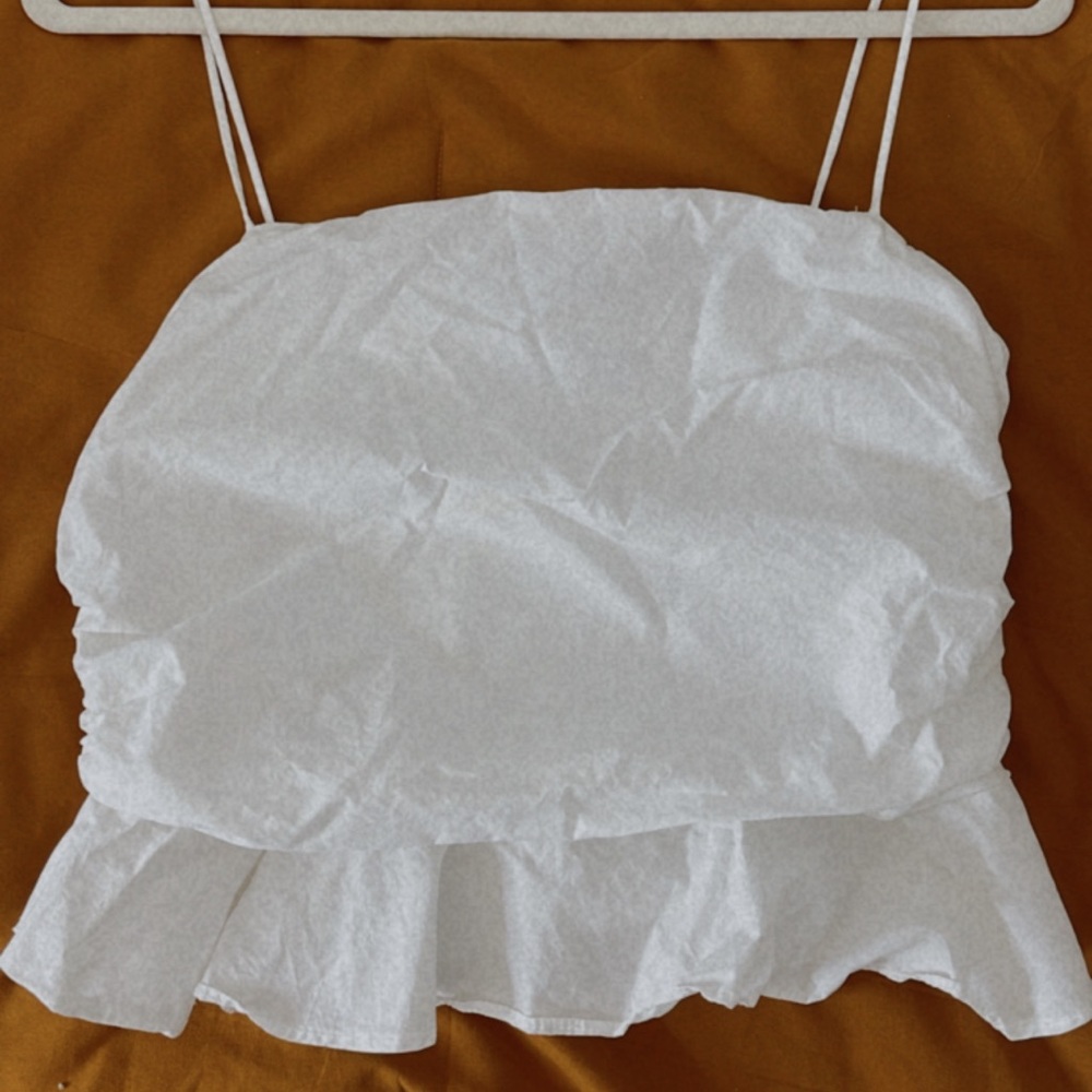Puffy White Top